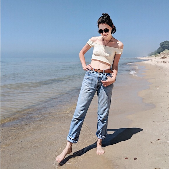 Meet your Posher, Lauren 🌞 - Picture 1 of 6